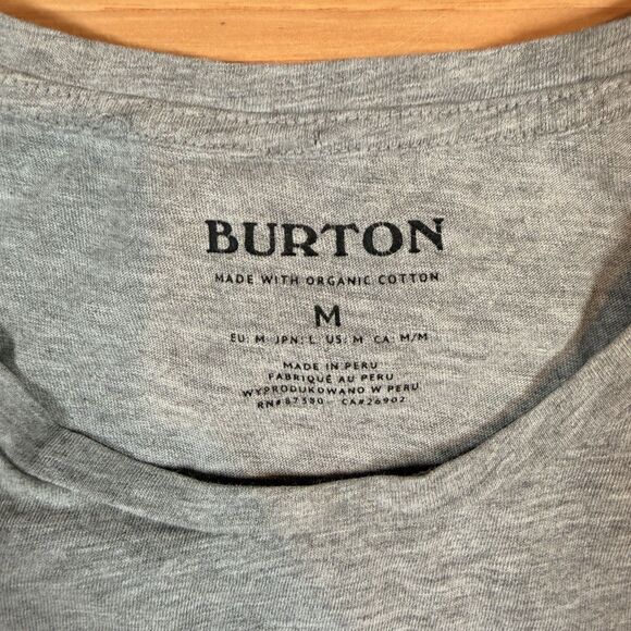 Burton Women's Classic Short Sleeve Pocket T-Shirt Size Medium - Picture 3 of 4
